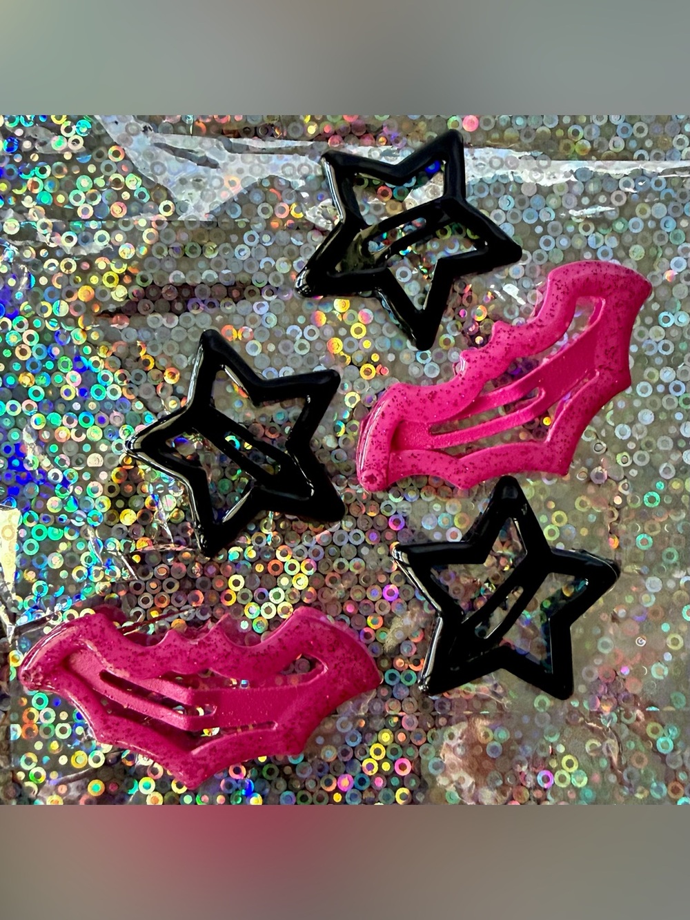 Set of 5 Goth Snap Metal Hair Clips Barrettes 🖤🦇🩷 3 Black Stars, 2 Pink Bats